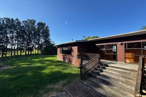Photo of property in 104 Cemetery Road, Wainui, Silverdale, 0992