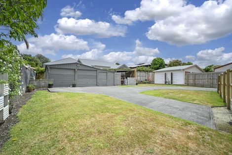 Photo of property in 8 Lucknow Road, Havelock North, 4130