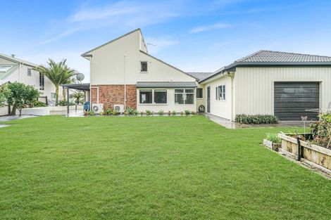 Photo of property in 22 Chedworth Avenue, Chedworth, Hamilton, 3210