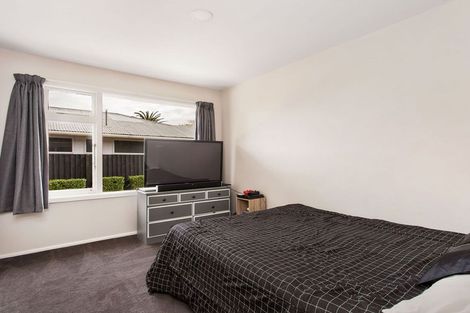 Photo of property in 66 Bickerton Street, Wainoni, Christchurch, 8061
