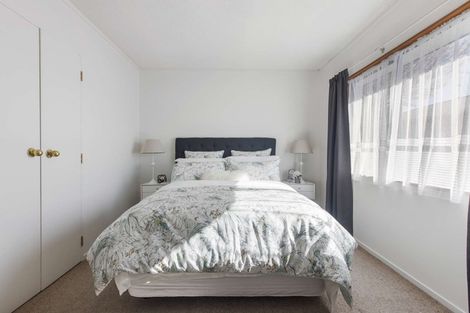 Photo of property in 2/10 Don Street, Papakura, 2110