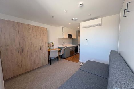 Photo of property in 603/32 Kent Terrace, Mount Victoria, Wellington, 6011