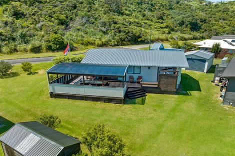 Photo of property in 120 Goldfields Drive, Matarangi, Whitianga, 3592