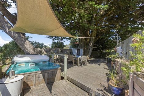 Photo of property in 44 View Road, Titahi Bay, Porirua, 5022