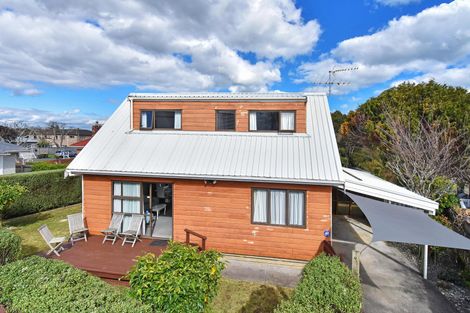 Photo of property in 2/17 Wedgwood Avenue, Mangere East, Auckland, 2024