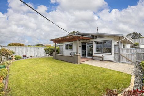 Photo of property in 70 Bayly Road, Blagdon, New Plymouth, 4310