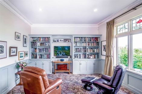 Photo of property in 85 Dyers Pass Road, Cashmere, Christchurch, 8022