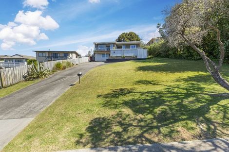 Photo of property in 9 Everard Avenue, Army Bay, Whangaparaoa, 0930