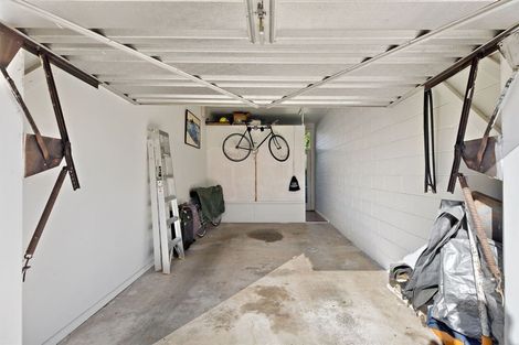 Photo of property in 2/11 Holliss Avenue, Cashmere, Christchurch, 8022