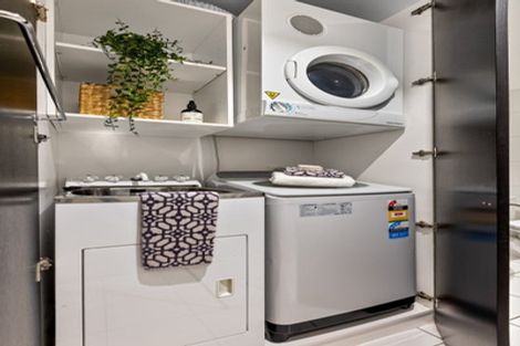 Photo of property in Ocean Breeze Apts, 2107/87 Clyde Road, Browns Bay, Auckland, 0630