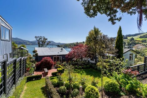 Photo of property in 40 Marine Parade, Macandrew Bay, Dunedin, 9014