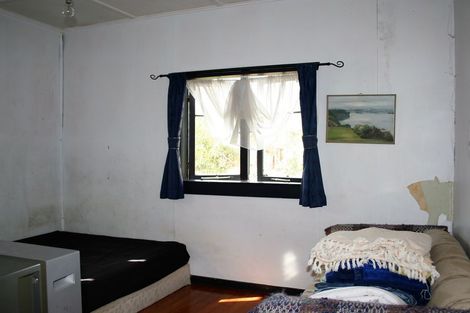 Photo of property in 205 Waimumu Road, Massey, Auckland, 0614