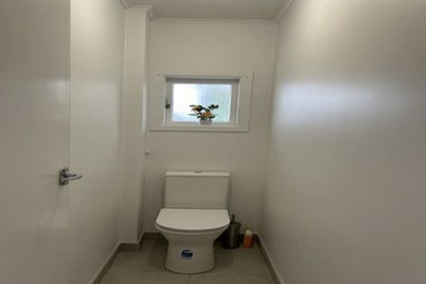 Photo of property in 40 Shirley Avenue, Papakura, 2110