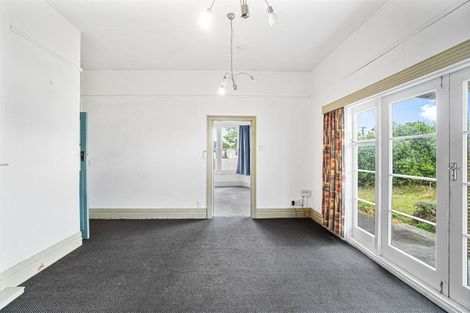 Photo of property in 17 Sylvan Street, Hillmorton, Christchurch, 8024