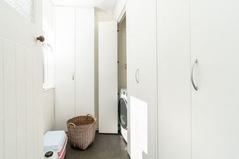 Photo of property in 50 Nottingham Street, Karori, Wellington, 6012