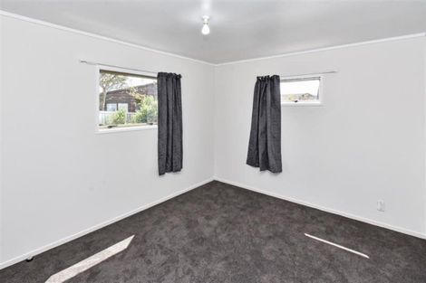 Photo of property in 10 Massine Place, Randwick Park, Auckland, 2105