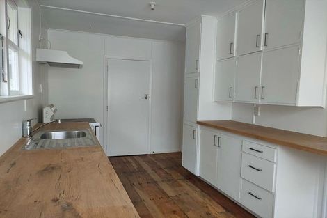 Photo of property in 382 George Street, Stokes Valley, Lower Hutt, 5019