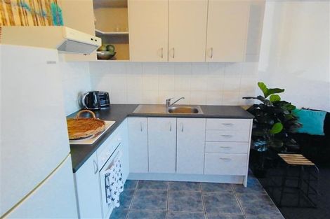 Photo of property in 5/57 Carrington Street, Lower Vogeltown, New Plymouth, 4310