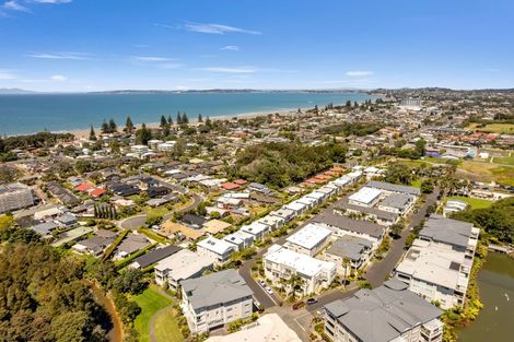 Photo of property in 5 Eaves Bush Parade, Orewa, 0931