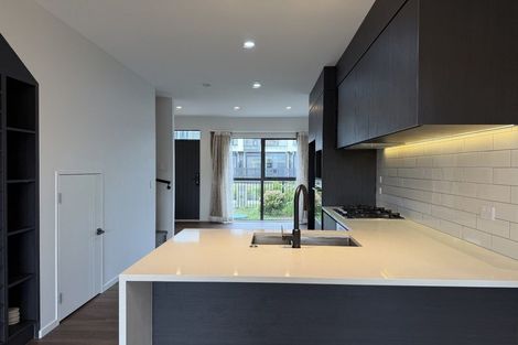 Photo of property in 5 Pilot Drive, Hobsonville, Auckland, 0616