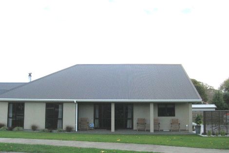 Photo of property in 10 Diana Place, Otamatea, Whanganui, 4500