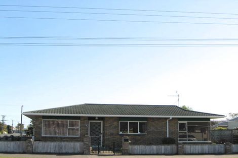 Photo of property in 8 Sanders Avenue, Westown, New Plymouth, 4310