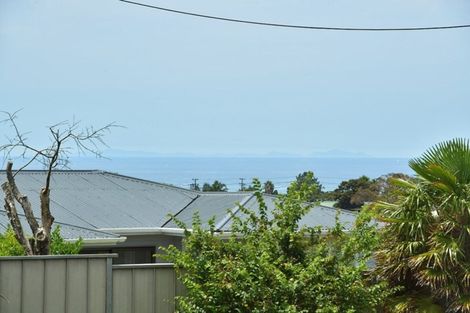 Photo of property in 702a East Coast Road, Pinehill, Auckland, 0632