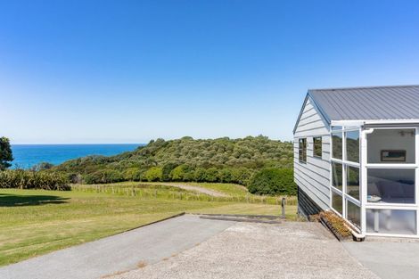 Photo of property in 445 Onemana Drive, Onemana, Whangamata, 3691