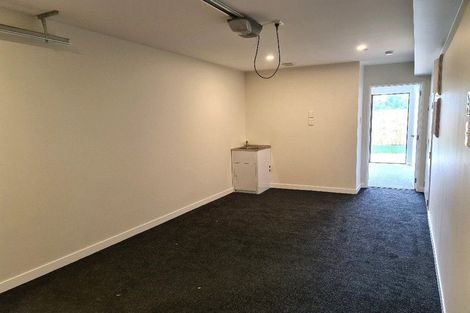 Photo of property in 2/28 Ludlow Terrace, Totara Vale, Auckland, 0627
