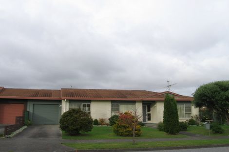 Photo of property in 2 Tawa Street, Waikanae, 5036