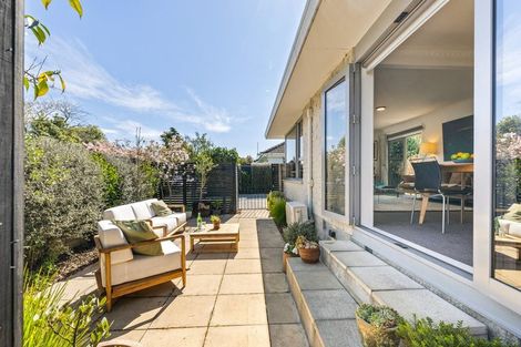 Photo of property in 2/30 Konini Street, Riccarton, Christchurch, 8041