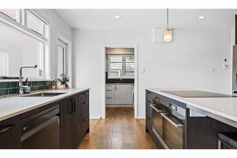 Photo of property in 19 Joyce Crescent, Ilam, Christchurch, 8041