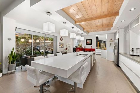 Photo of property in 48b Nevada Drive, Merrilands, New Plymouth, 4312