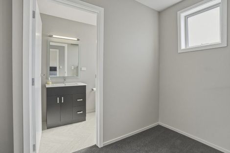 Photo of property in 43 Bradshaw Street, South Dunedin, Dunedin, 9012