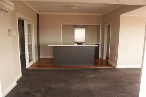 Photo of property in 58 Middleton Road, Kew, Dunedin, 9012