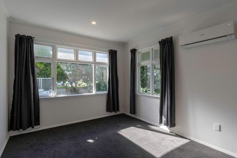 Photo of property in 48 Ocean Road, Paraparaumu Beach, Paraparaumu, 5032