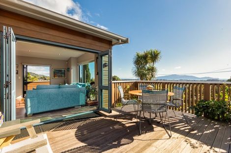 Photo of property in 41a Kotare Street, Waikanae, 5036