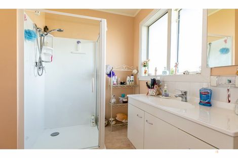 Photo of property in 26 Rhodes Street, Waimate, 7924