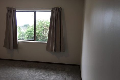 Photo of property in 2/169 Onewa Road, Birkenhead, Auckland, 0626