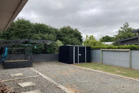 Photo of property in 12 Cambridge Road, Martinborough, 5711