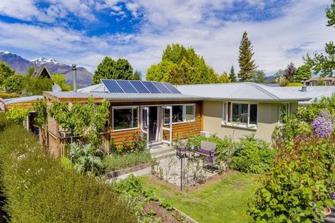 Photo of property in 25 Kent Street, Arrowtown, 9302