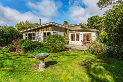 Photo of property in 20 Kohekohe Road, Waikanae, 5036