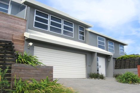 Photo of property in 1 Paratu Way, Strathmore Park, Wellington, 6022