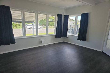 Photo of property in 88 Victoria Street, Carterton, 5713