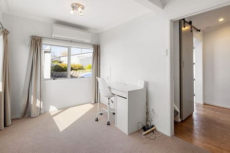 Photo of property in 40a Clare Street, Cambridge, 3434