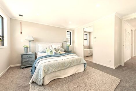 Photo of property in 42c Gordon Avenue, Milford, Auckland, 0620