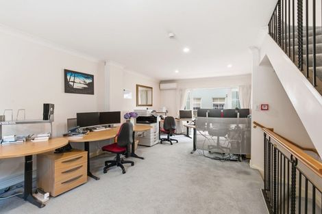 Photo of property in 58 Pipitea Street, Thorndon, Wellington, 6011