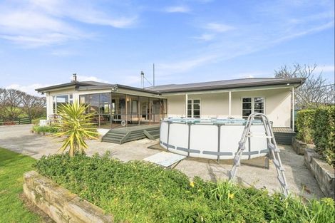 Photo of property in 2139 State Highway 3, Sanson, Palmerston North, 4479