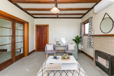 Photo of property in 19 Chambers Street, Te Awa, Napier, 4110