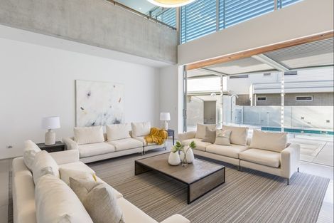 Photo of property in 10 Martingale Lane, One Tree Point, 0118